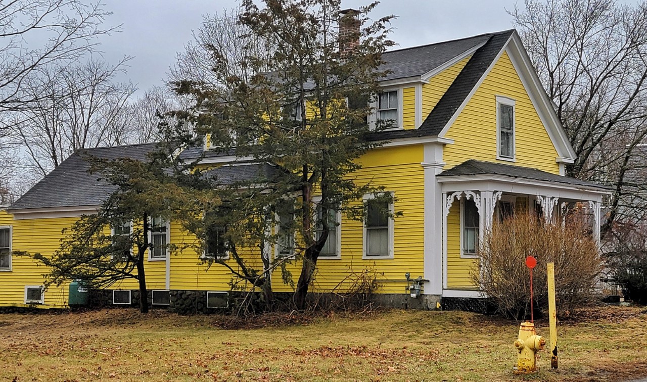 yellow_farmhouse